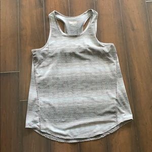 Athletic tank top